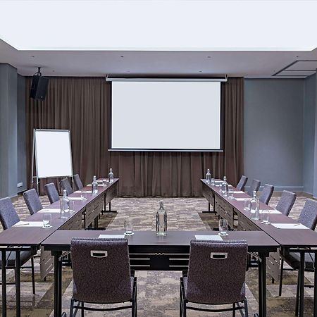 Mercure Living Putrajaya Zewnętrze zdjęcie A meeting room