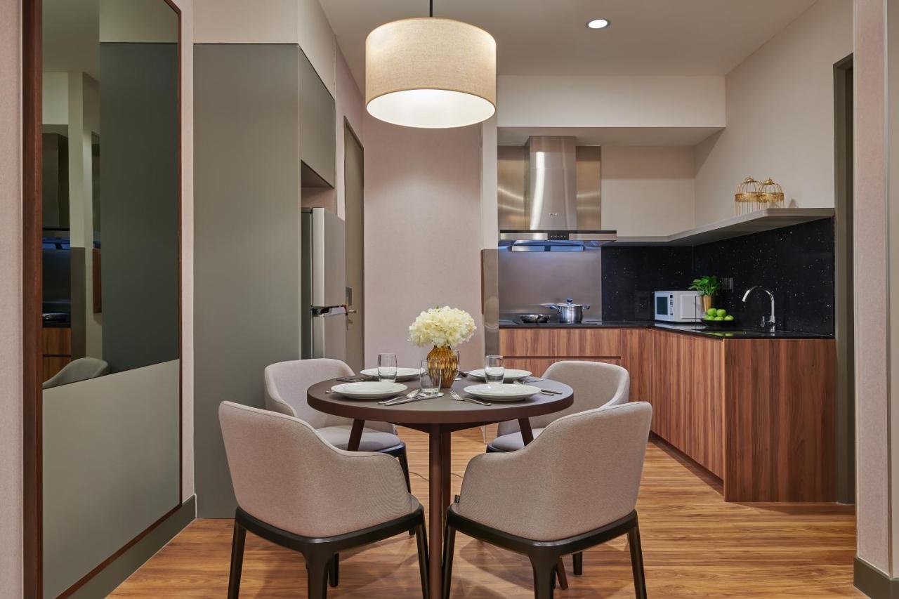 Mercure Living Putrajaya Zewnętrze zdjęcie A kitchen in a serviced apartment in Hong Kong