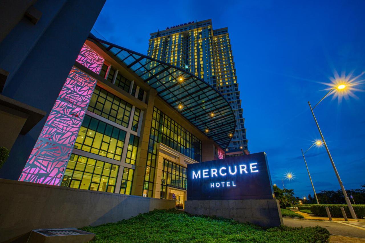 Mercure Living Putrajaya Zewnętrze zdjęcie Mercure Hotel, Johor