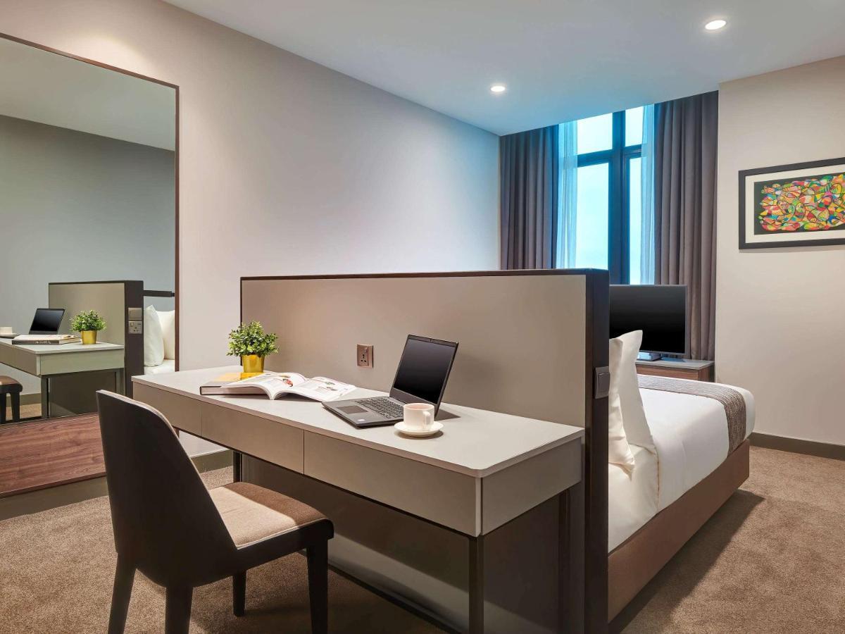 Mercure Living Putrajaya Zewnętrze zdjęcie A bedroom at the hotel