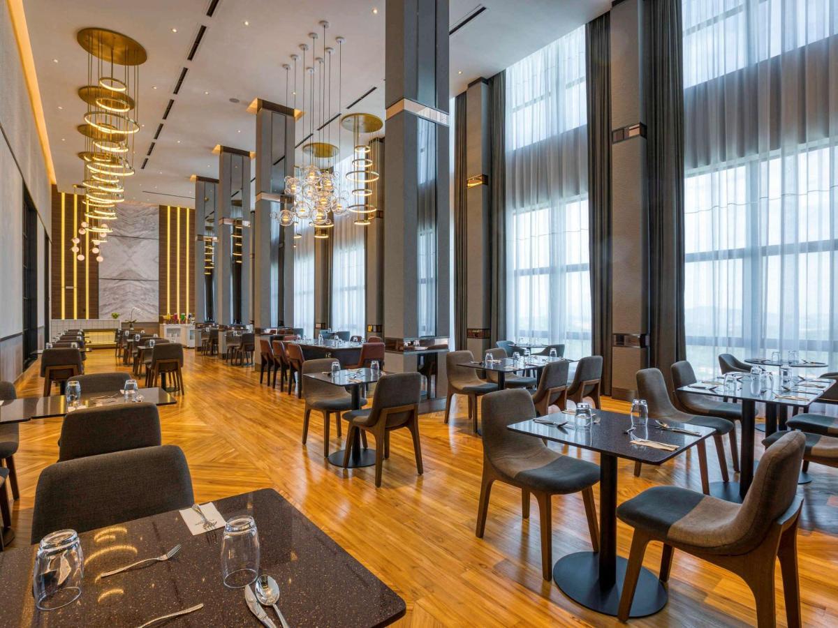 Mercure Living Putrajaya Zewnętrze zdjęcie The restaurant